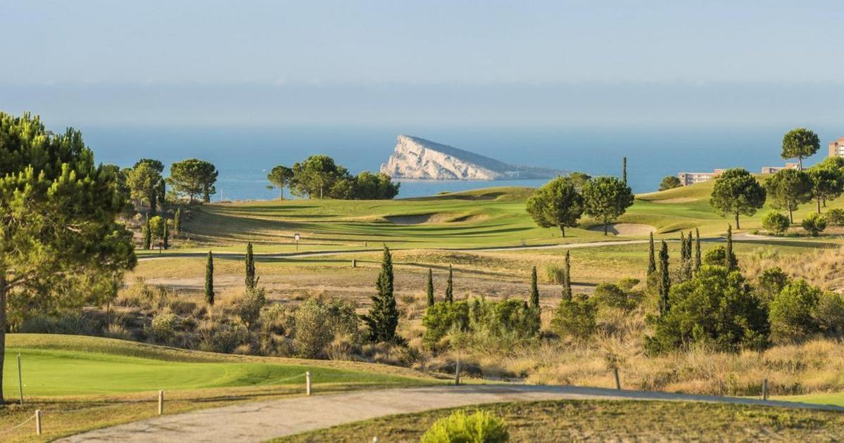 2 Bed Penthouse Apartment - Sea Views - Sleeps 4 Finestrat Luaran gambar