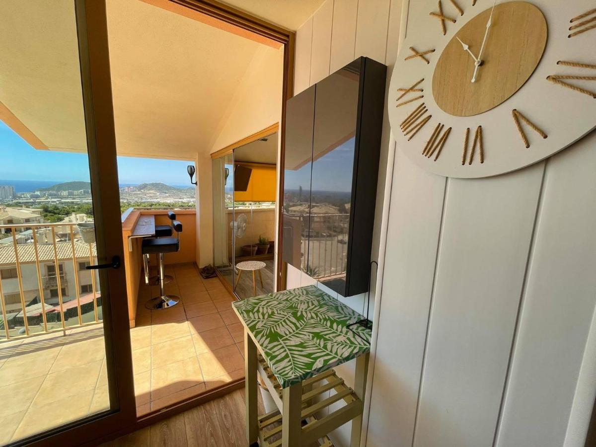 2 Bed Penthouse Apartment - Sea Views - Sleeps 4 Finestrat Luaran gambar