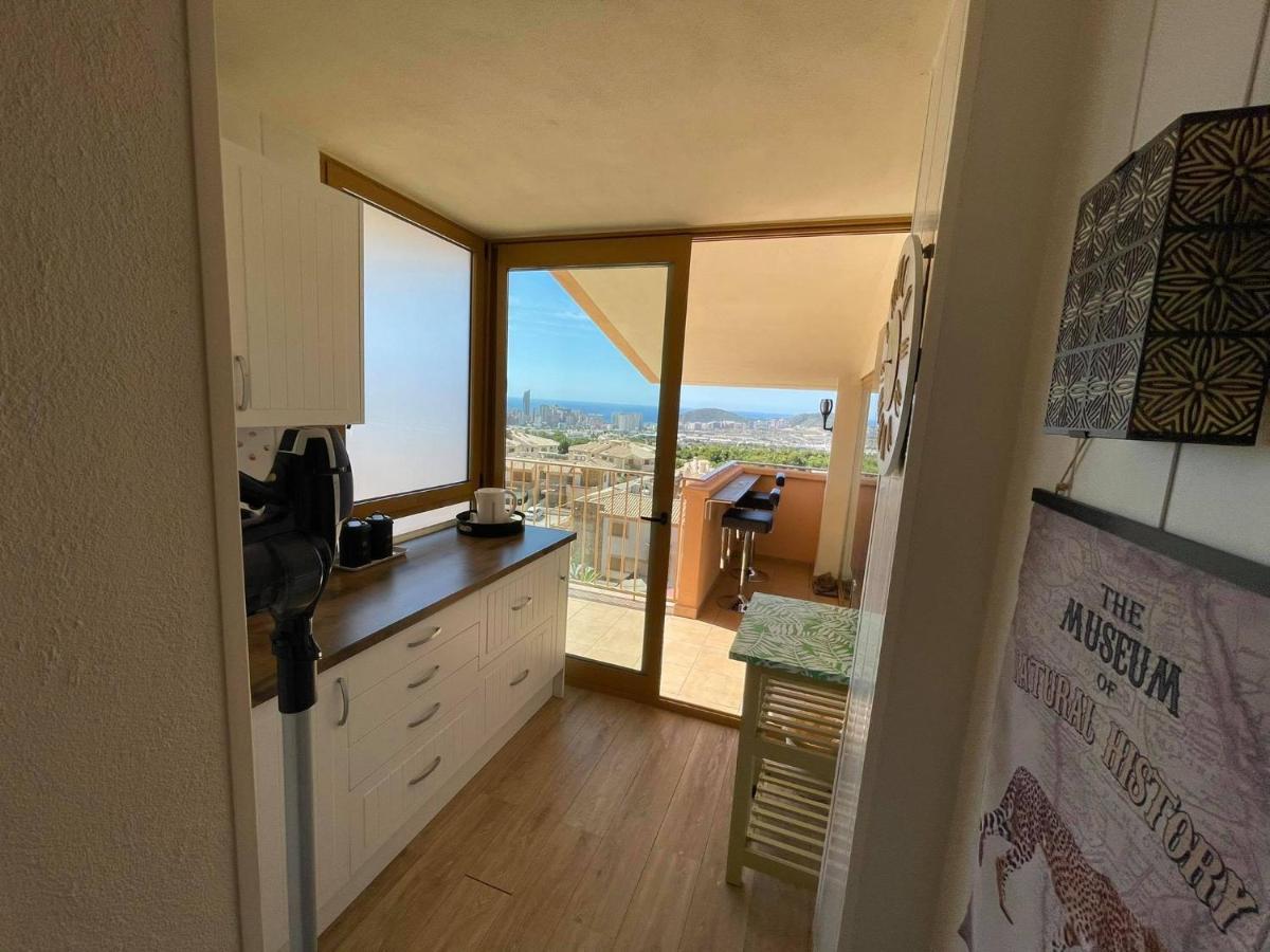2 Bed Penthouse Apartment - Sea Views - Sleeps 4 Finestrat Luaran gambar